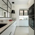 Assab By Halldis * Milaan